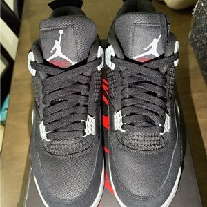 Jordan Men's Black and White Sneakers